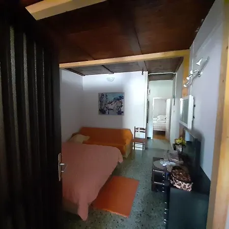 Apartmán San 1 For 6 Persons Close To The Beach Pelegrin